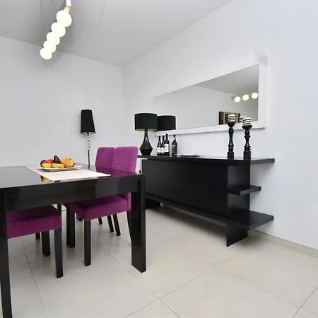 Amethyst Paradisus